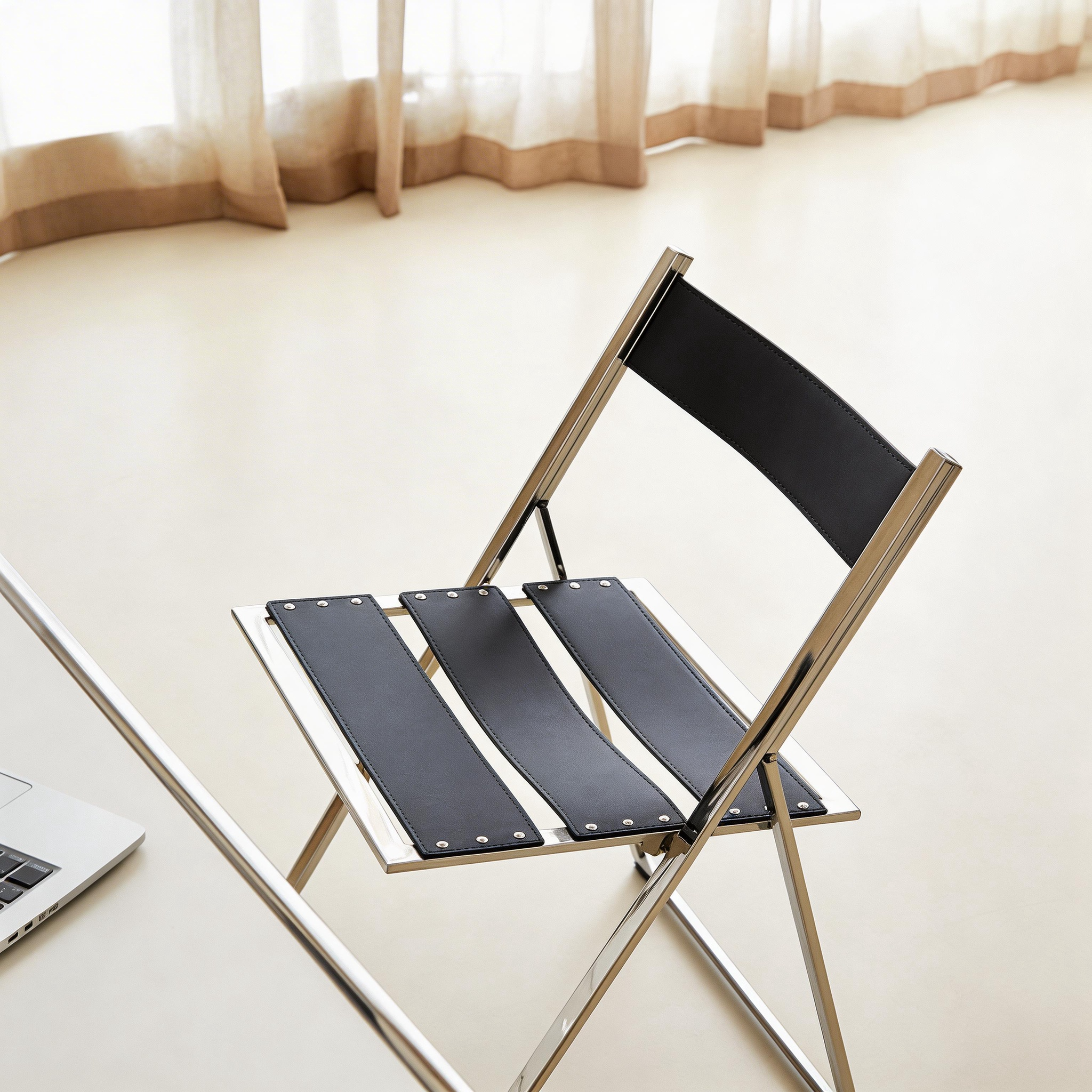 Linear Strap Folding Chair