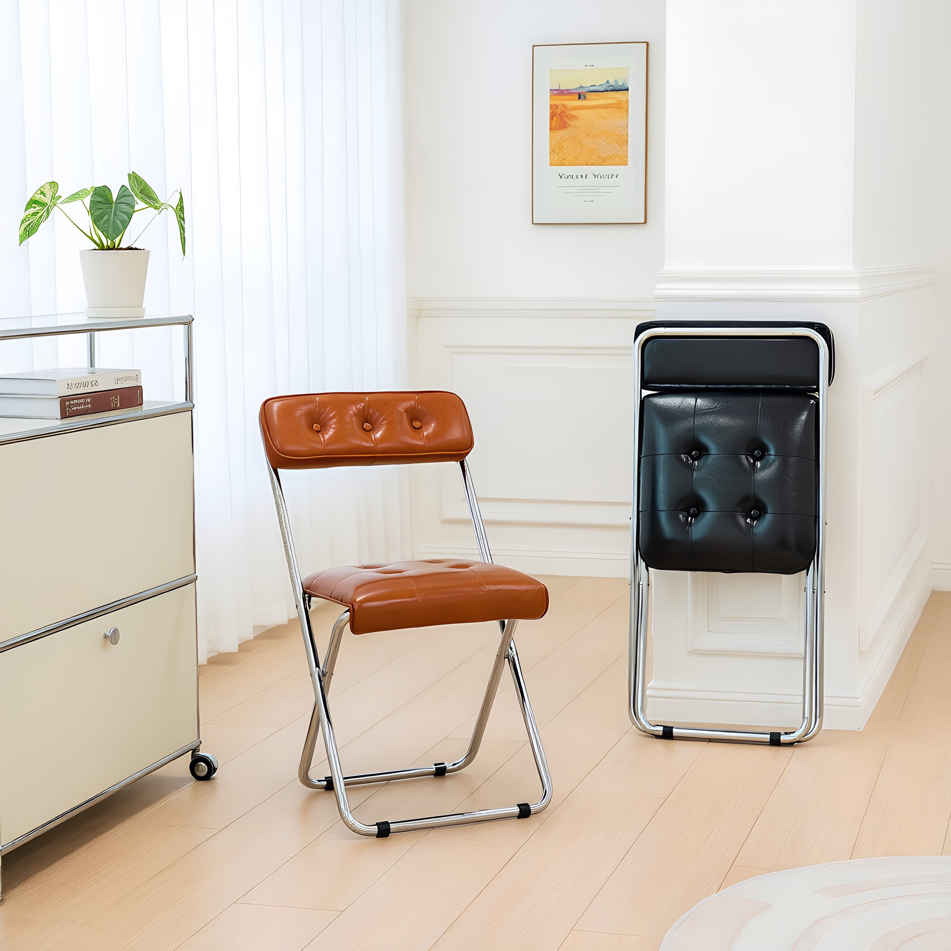 Tufted Snap Chair